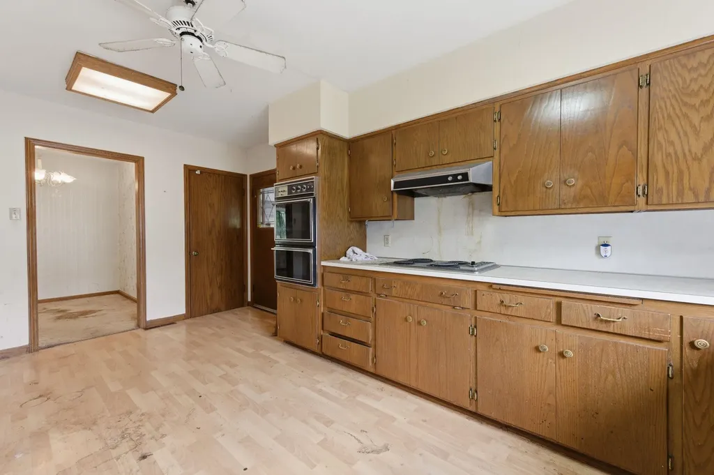 2234 E Rivera Wichita KS 67211