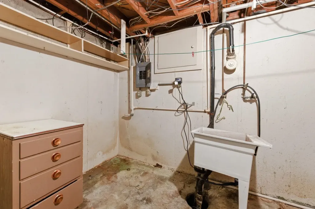 2234 E Rivera Wichita KS 67211