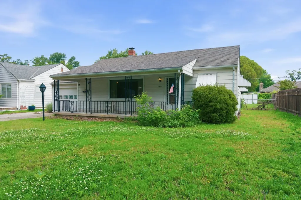 2234 E Rivera Wichita KS 67211
