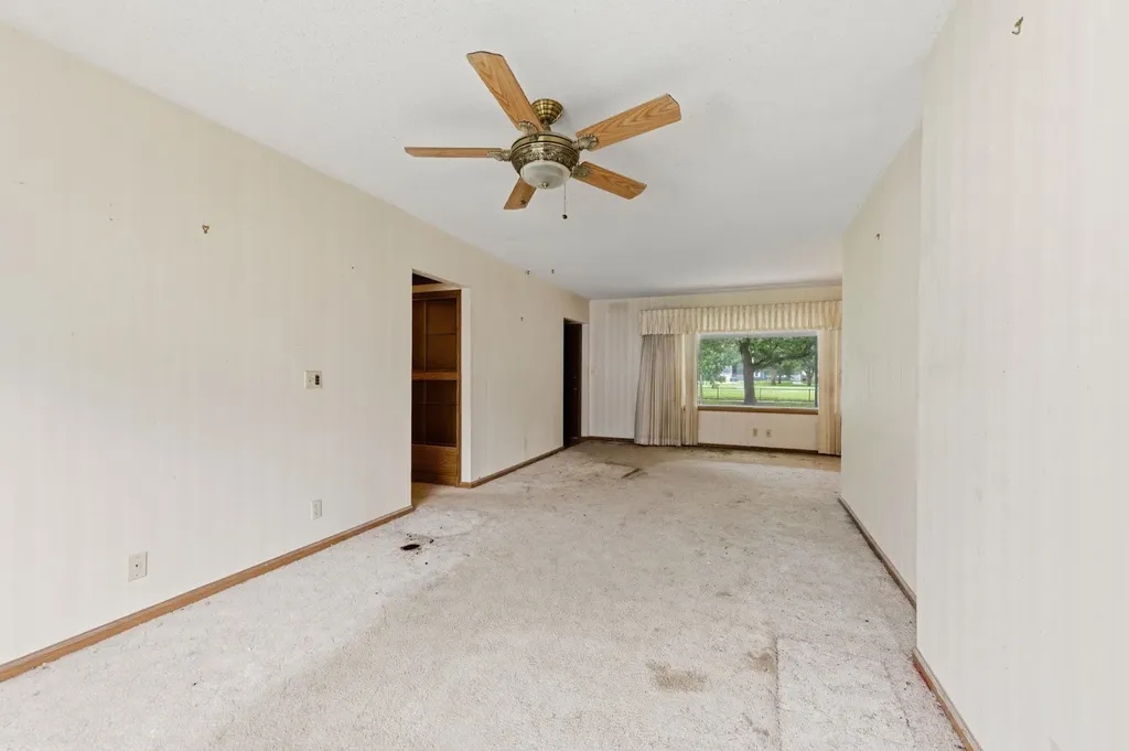 2234 E Rivera Wichita KS 67211