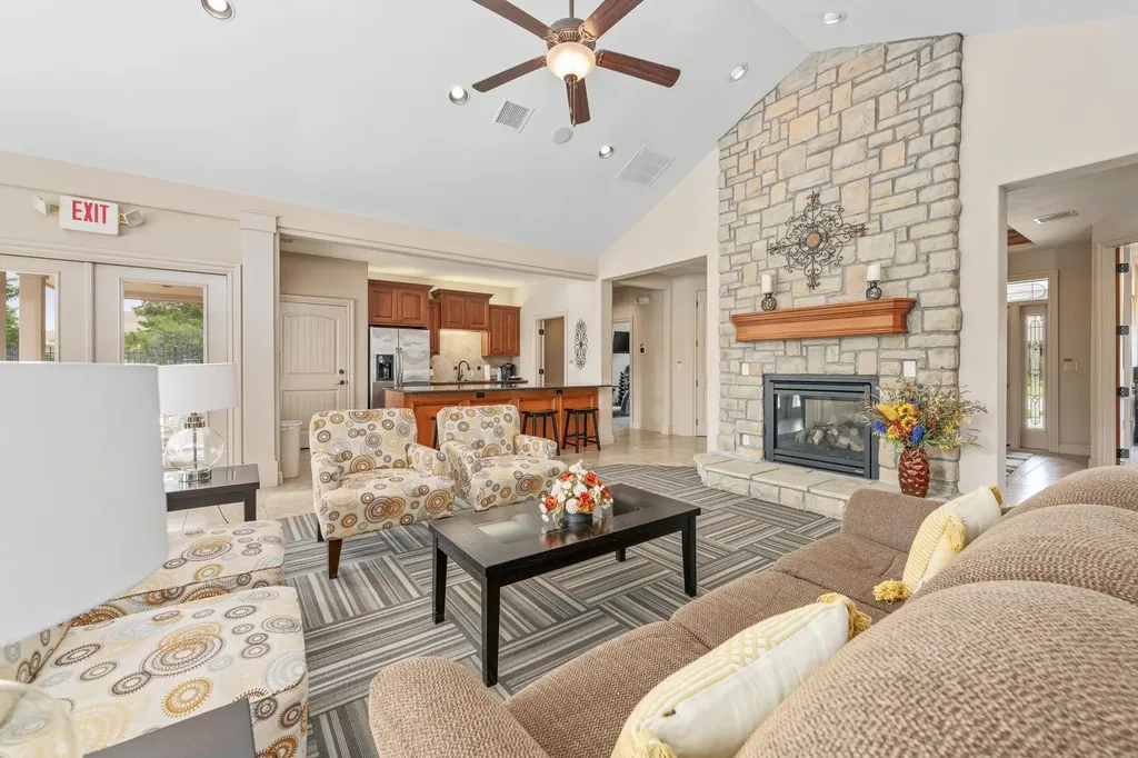 9636 W Village Place Maize KS 67101