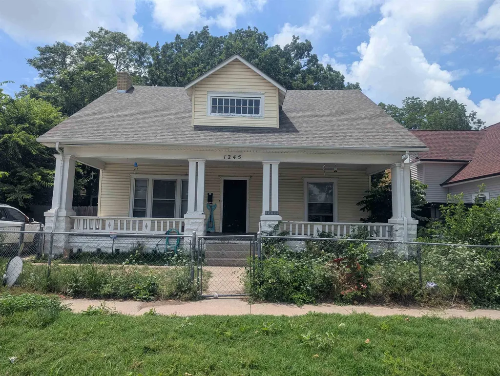 1245 S Main Wichita KS 67213