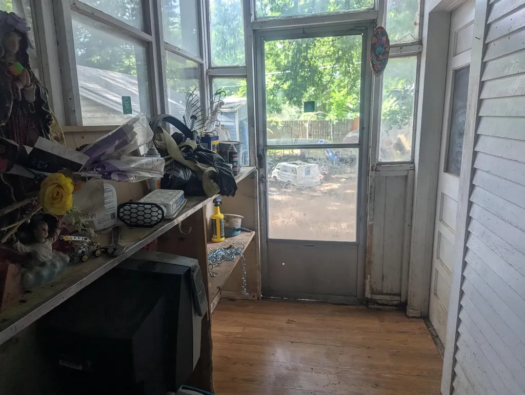 1245 S Main Wichita KS 67213