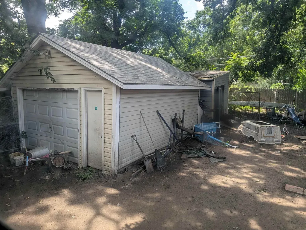 1245 S Main Wichita KS 67213