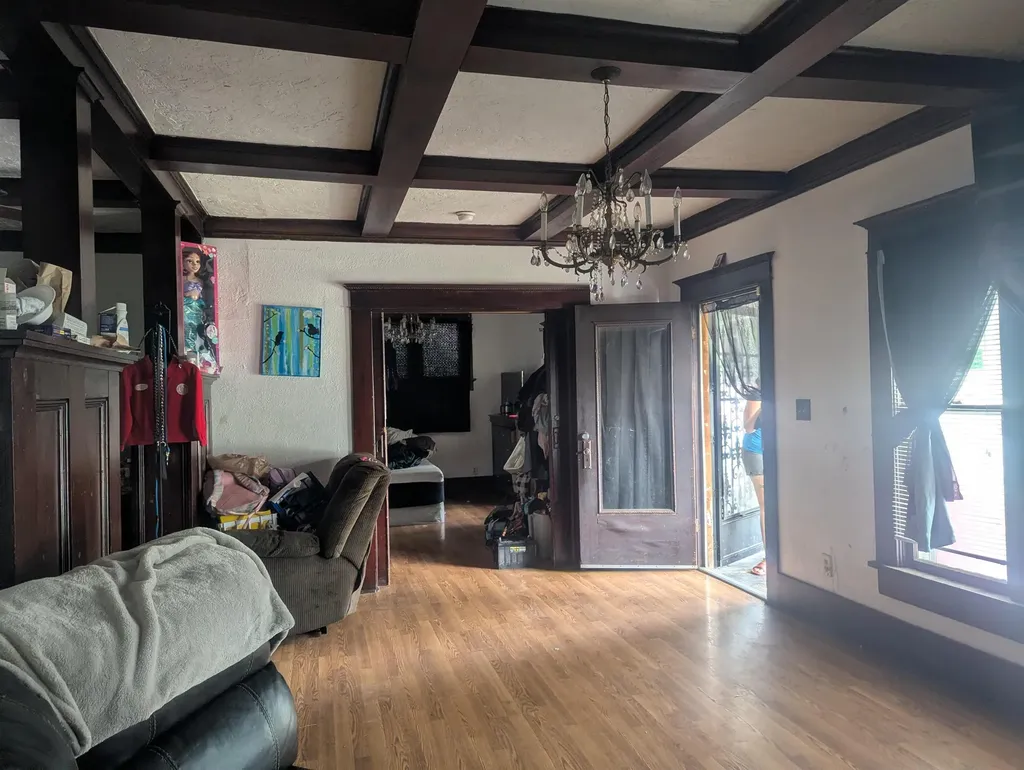 1245 S Main Wichita KS 67213