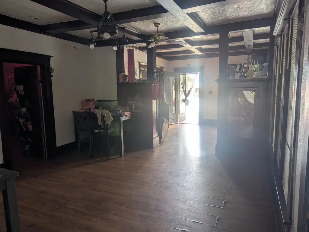 1245 S Main Wichita KS 67213