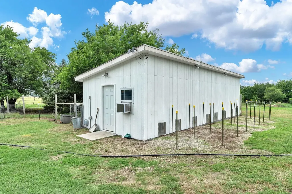 14471 SW Ohio St Road Augusta KS 67010