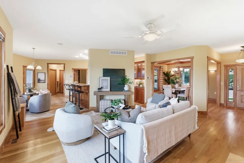 6918 E Summerside Court Bel Aire KS 67226