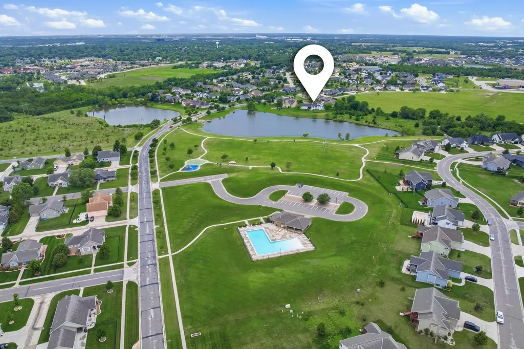 6918 E Summerside Court Bel Aire KS 67226