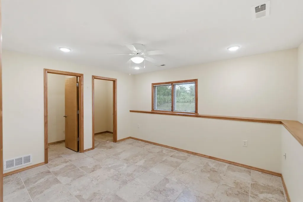 6918 E Summerside Court Bel Aire KS 67226