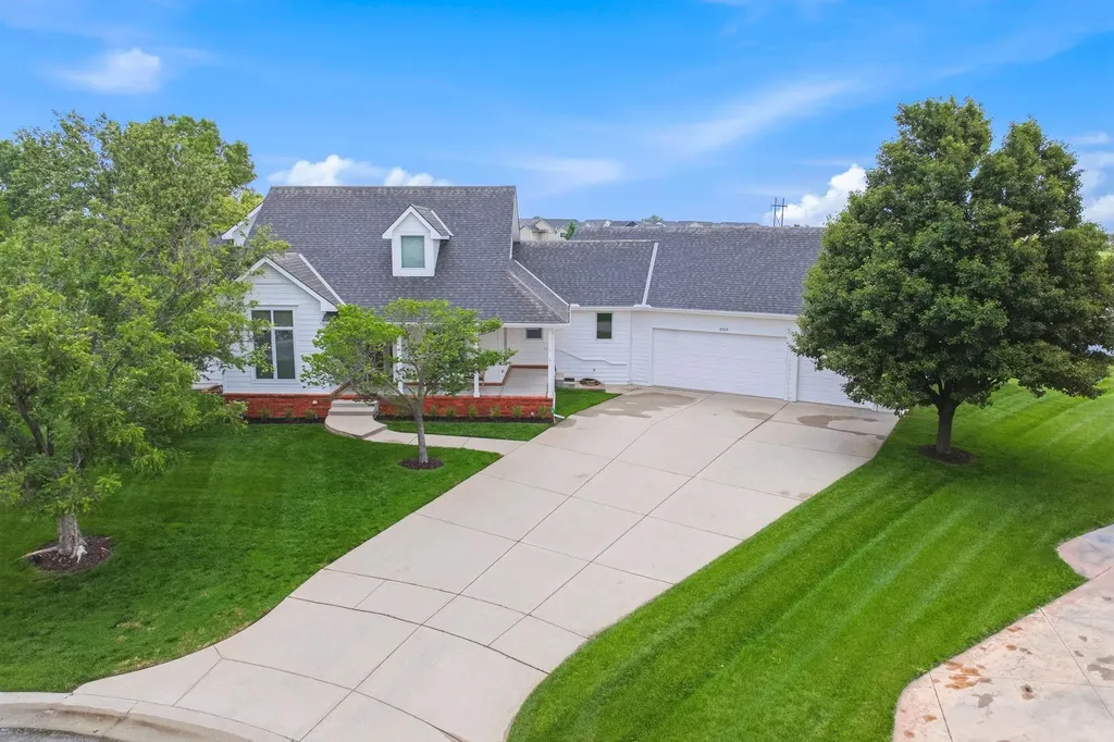 6918 E Summerside Court Bel Aire KS 67226