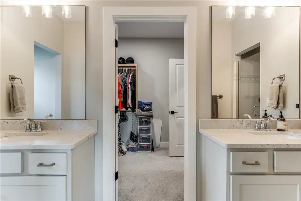 8356 W Kackley Court Wichita KS 67205
