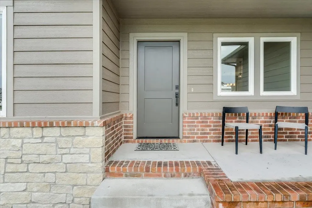 8356 W Kackley Court Wichita KS 67205