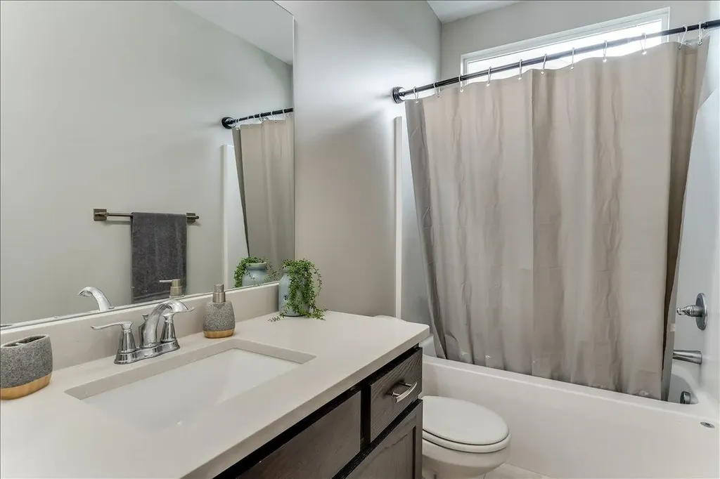 8356 W Kackley Court Wichita KS 67205