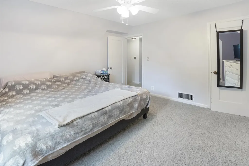 1450 N Salina Wichita KS 67203