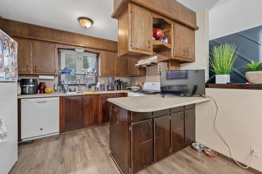 323 N Covington Street Wichita KS 67212