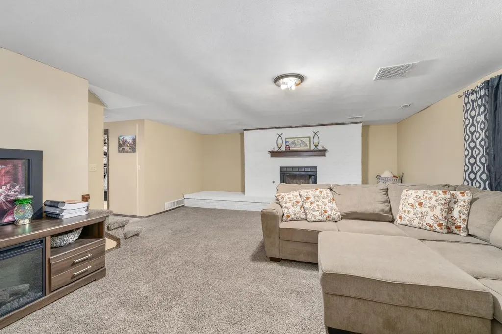 323 N Covington Street Wichita KS 67212