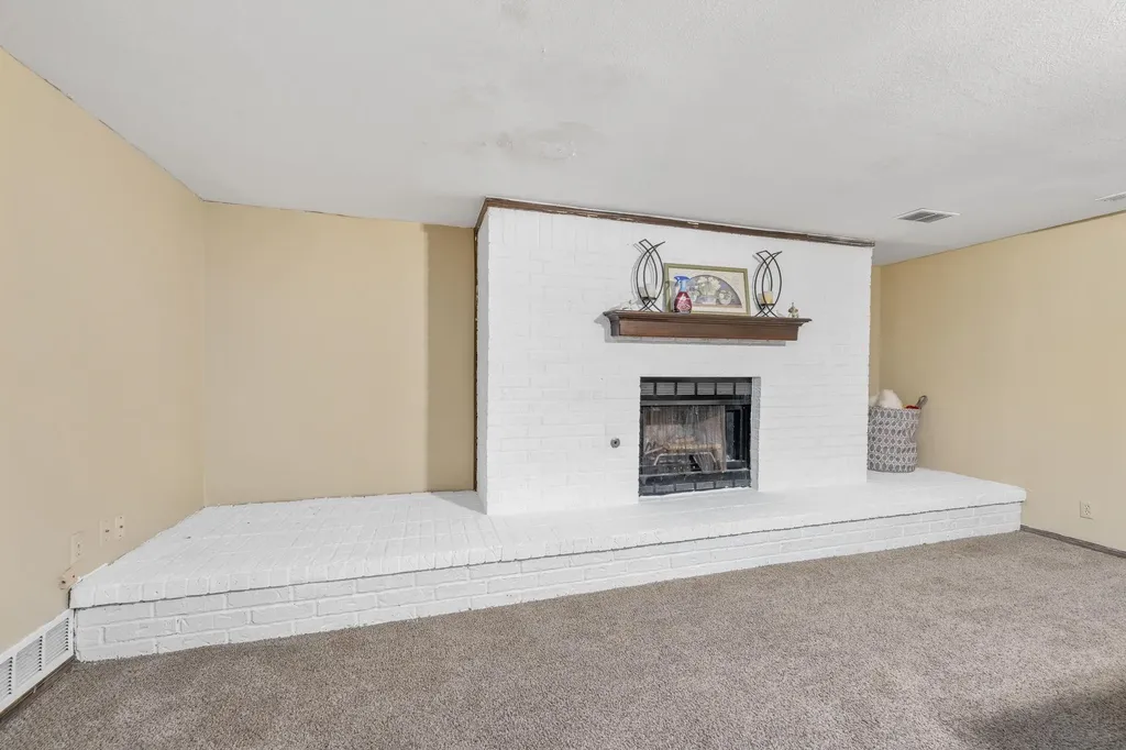 323 N Covington Street Wichita KS 67212