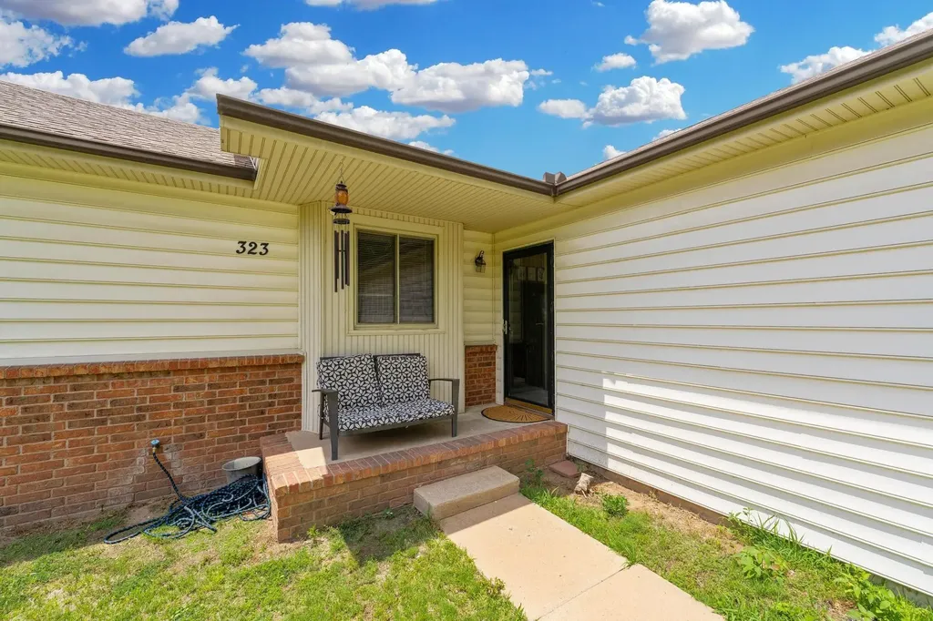 323 N Covington Street Wichita KS 67212