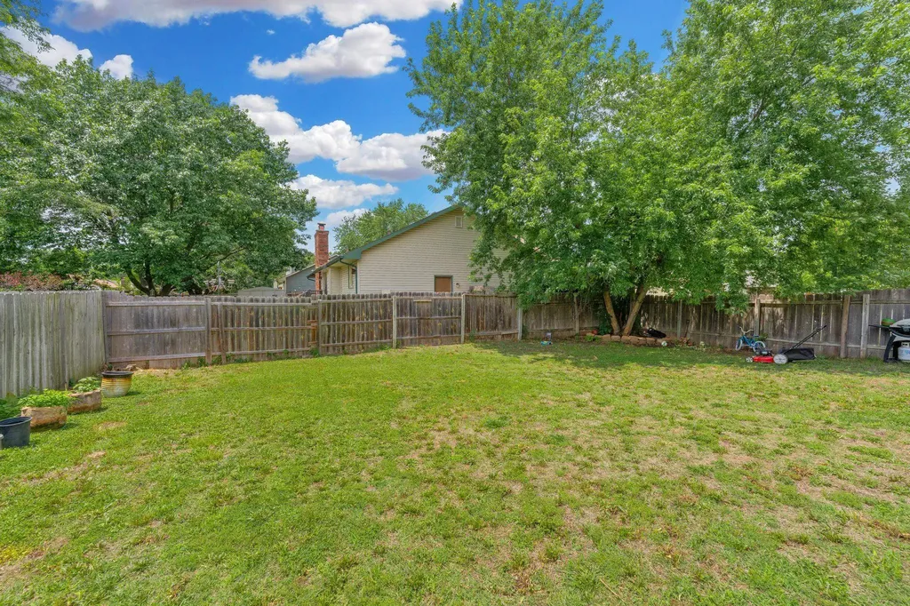 323 N Covington Street Wichita KS 67212