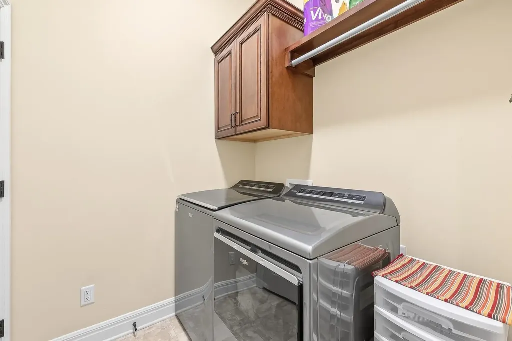 1212 S Nineiron Wichita KS 67235
