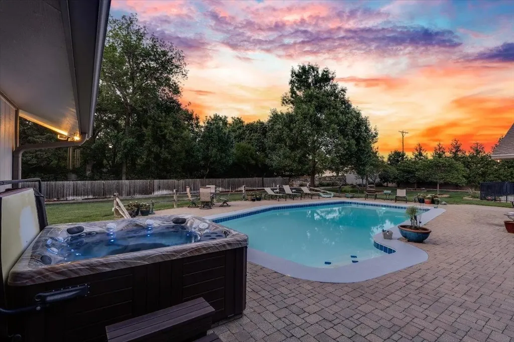 8320 E Central Avenue Wichita KS 67206