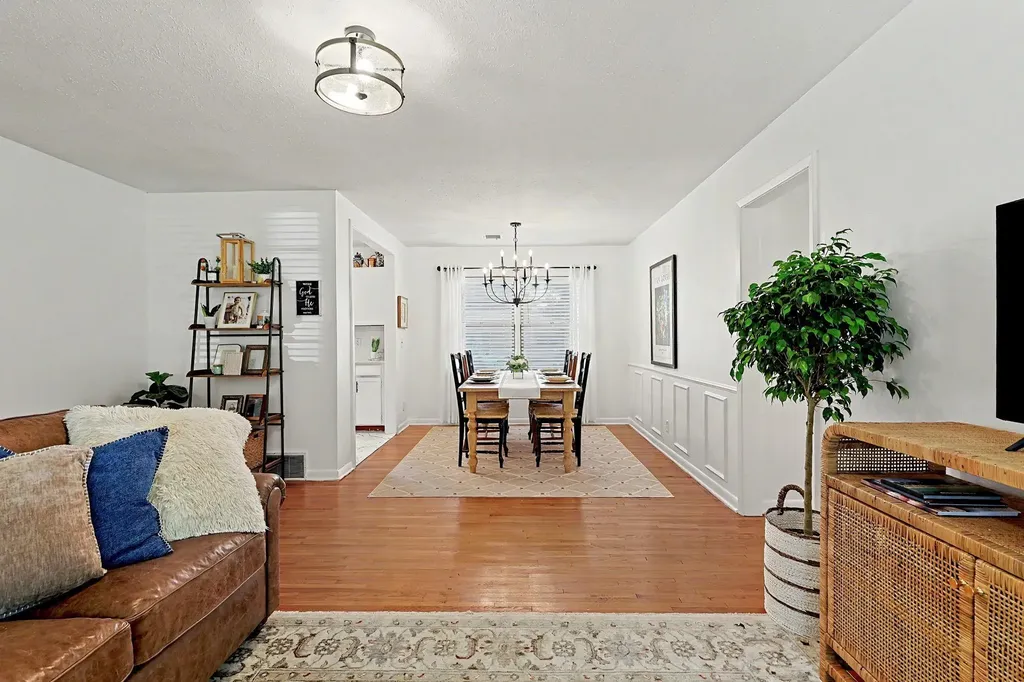 6544 E Oneida Wichita KS 67206