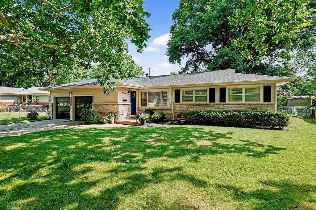 6544 E Oneida Wichita KS 67206