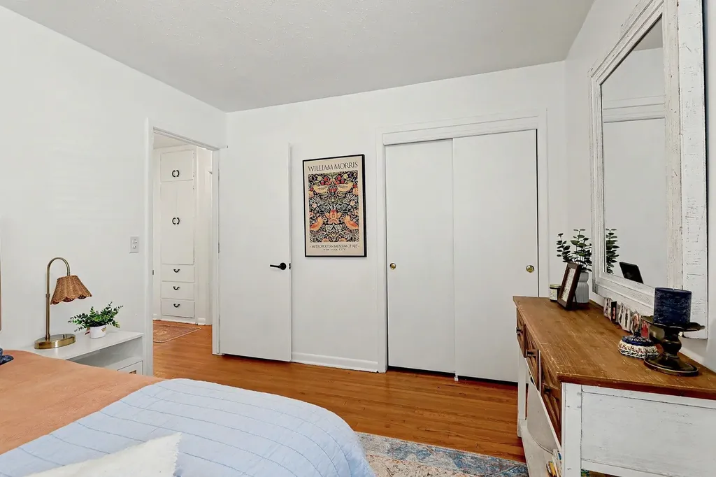 6544 E Oneida Wichita KS 67206