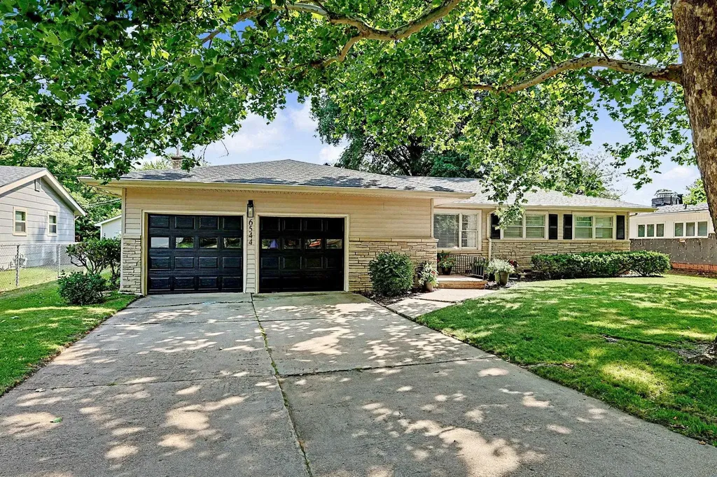 6544 E Oneida Wichita KS 67206