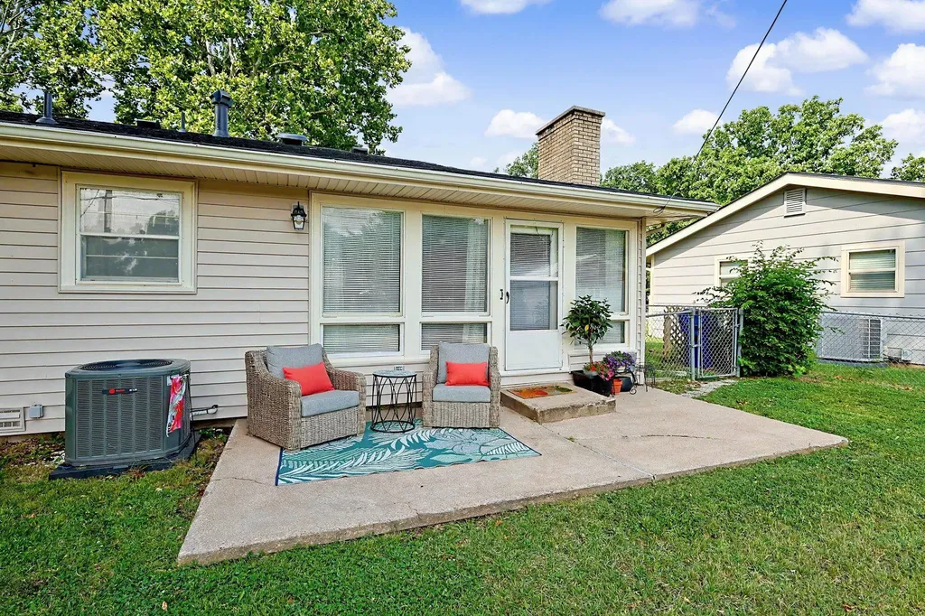 6544 E Oneida Wichita KS 67206