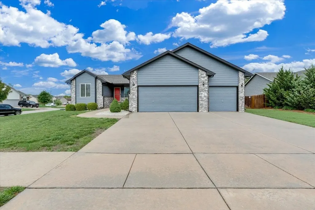 3212 N Whittier Street Derby KS 67037