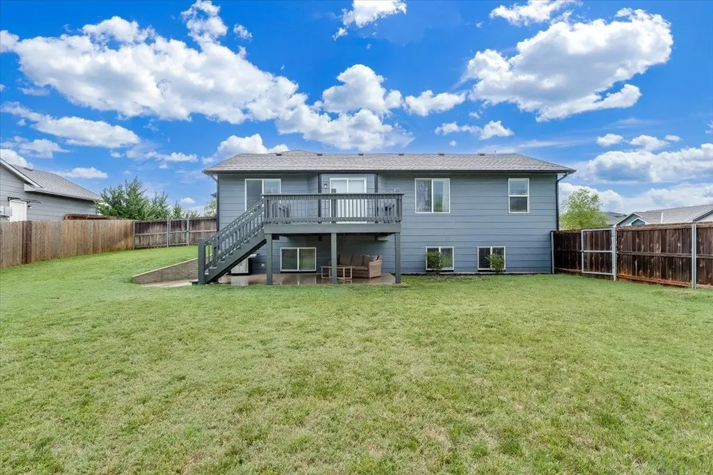 3212 N Whittier Street Derby KS 67037