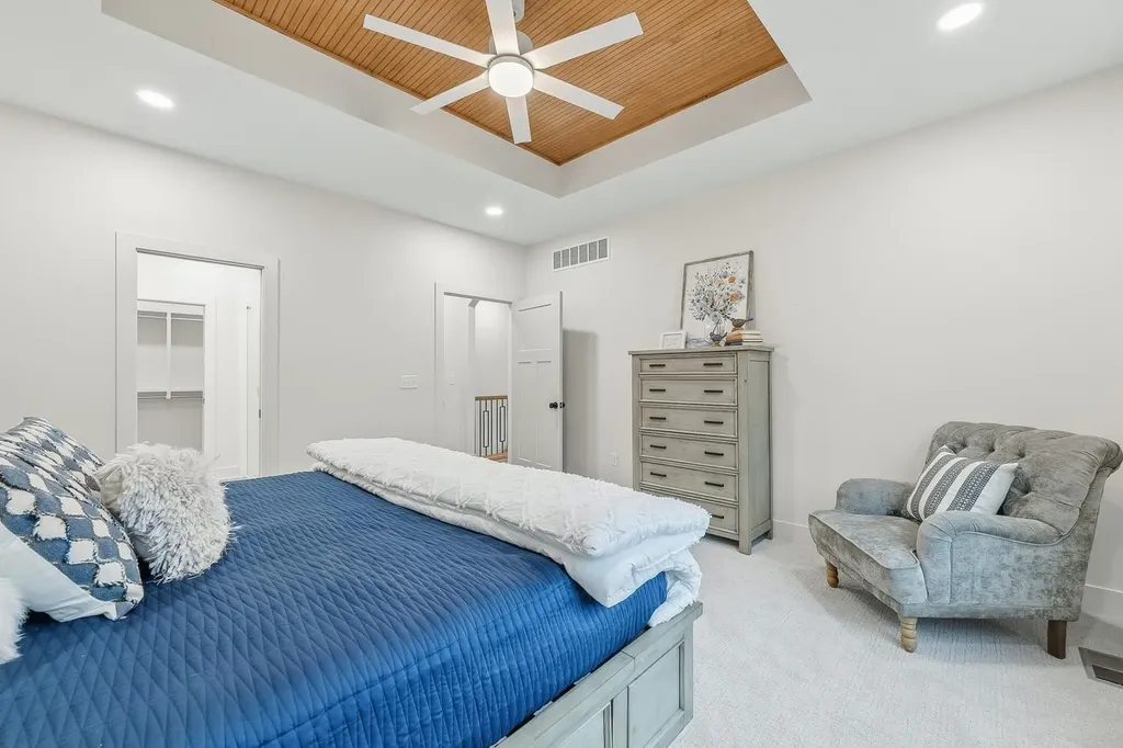 8235 E Summerside Place Bel Aire KS 67226