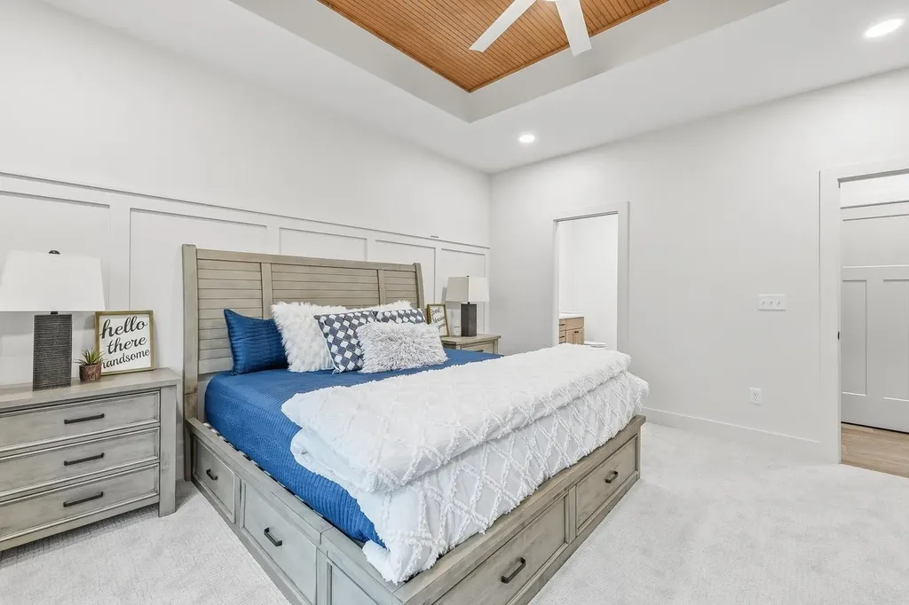 8235 E Summerside Place Bel Aire KS 67226