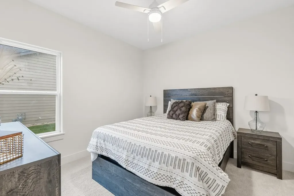 8235 E Summerside Place Bel Aire KS 67226