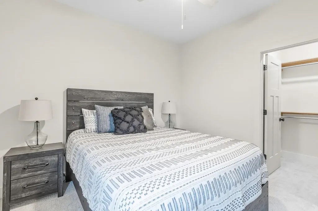 8235 E Summerside Place Bel Aire KS 67226