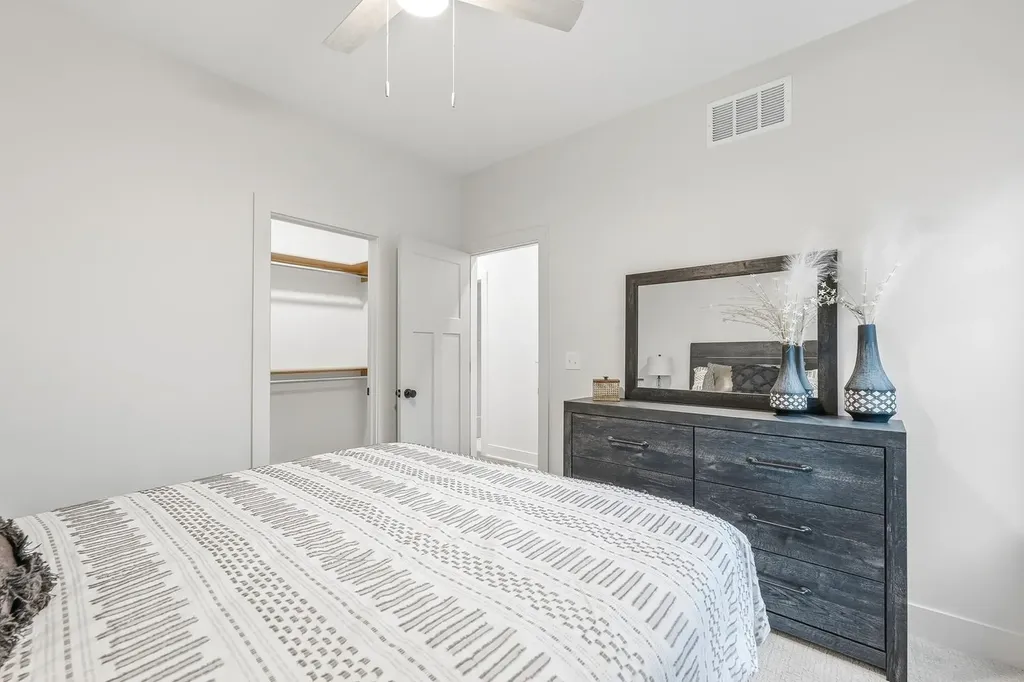 8235 E Summerside Place Bel Aire KS 67226