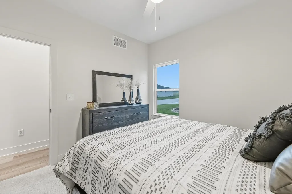 8235 E Summerside Place Bel Aire KS 67226