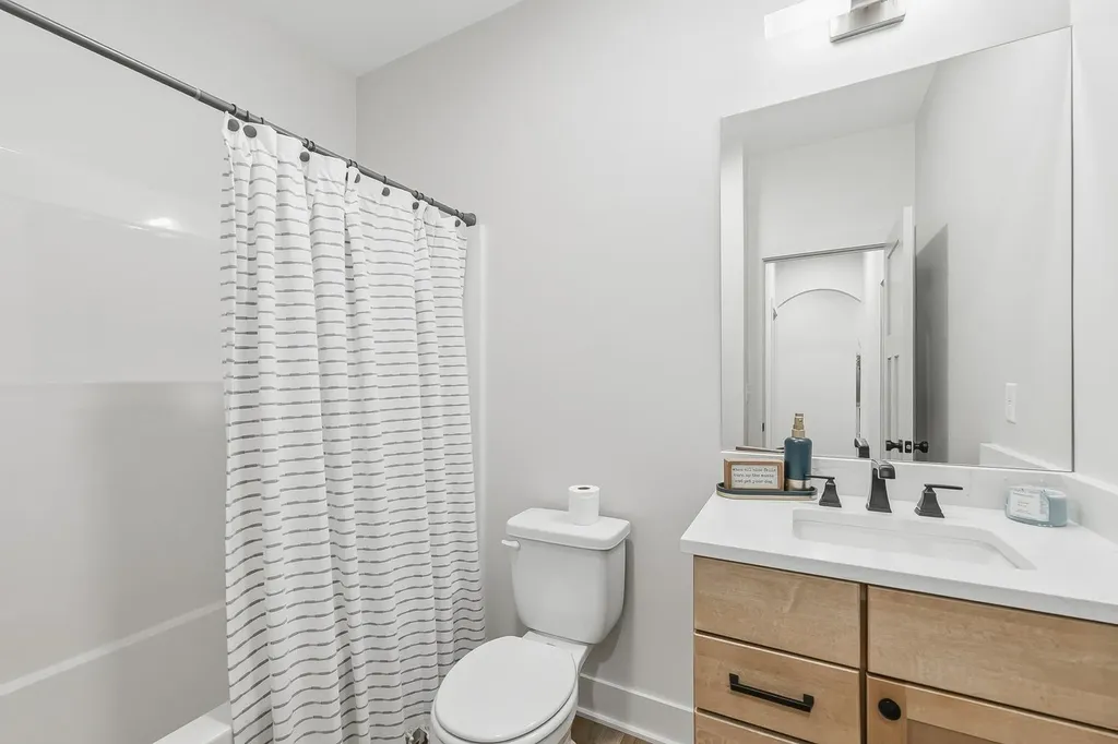 8235 E Summerside Place Bel Aire KS 67226