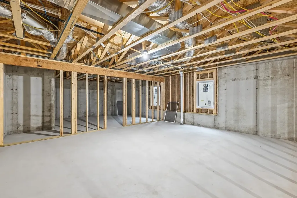 8235 E Summerside Place Bel Aire KS 67226