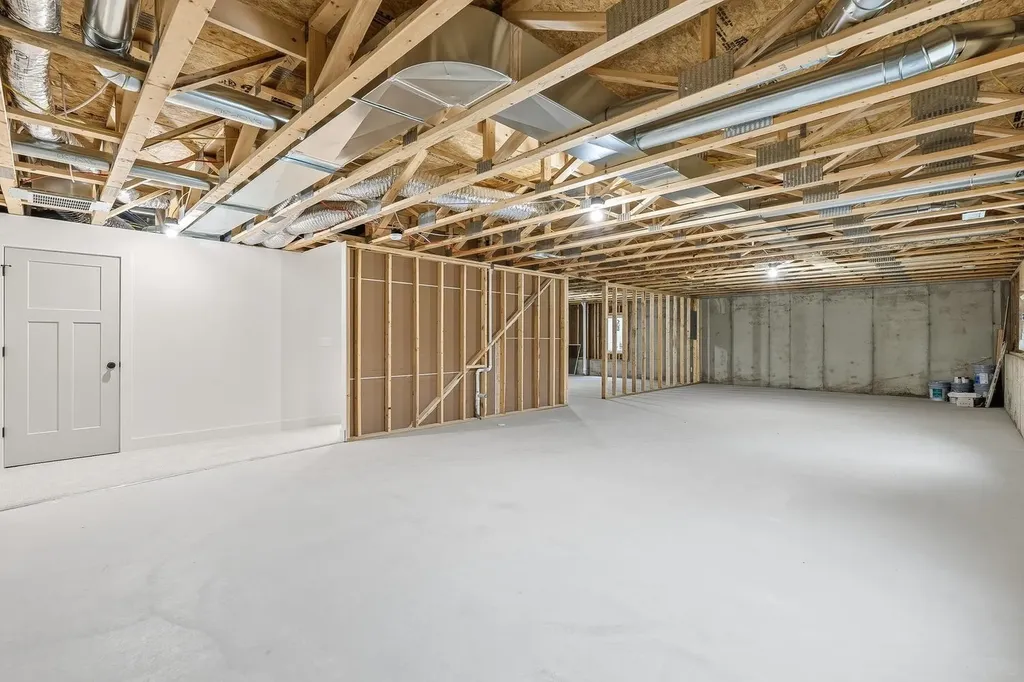 8235 E Summerside Place Bel Aire KS 67226