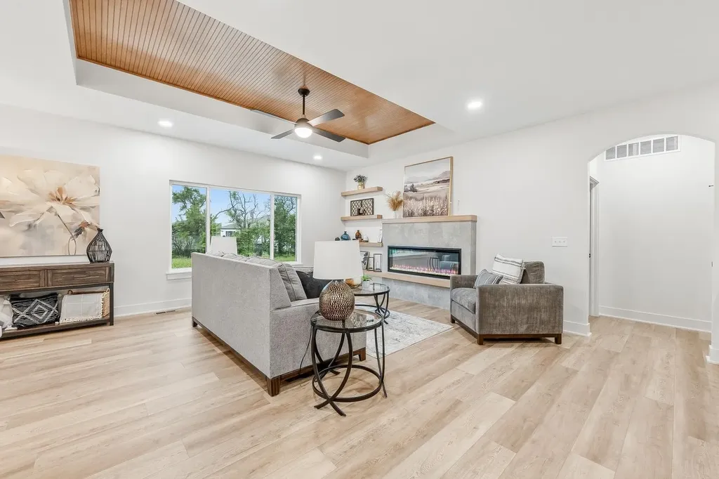 8235 E Summerside Place Bel Aire KS 67226