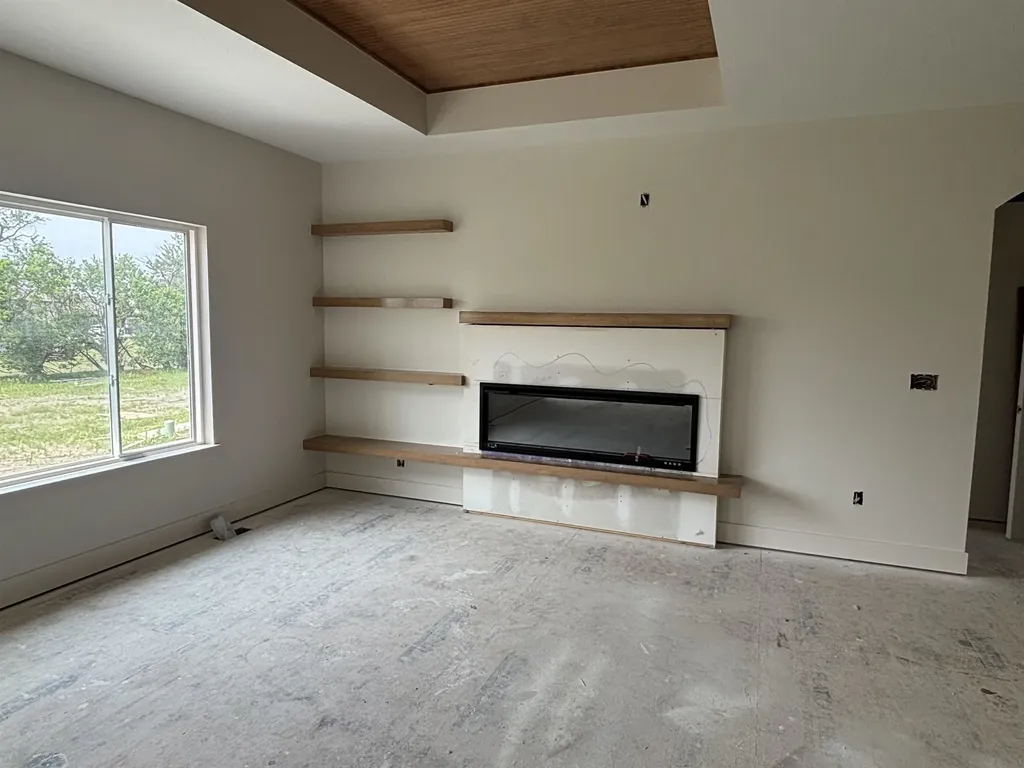 8235 E Summerside Place Bel Aire KS 67226