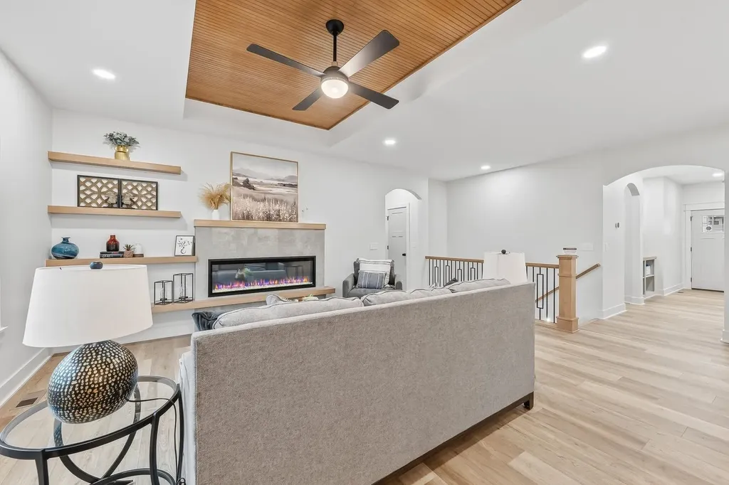 8235 E Summerside Place Bel Aire KS 67226