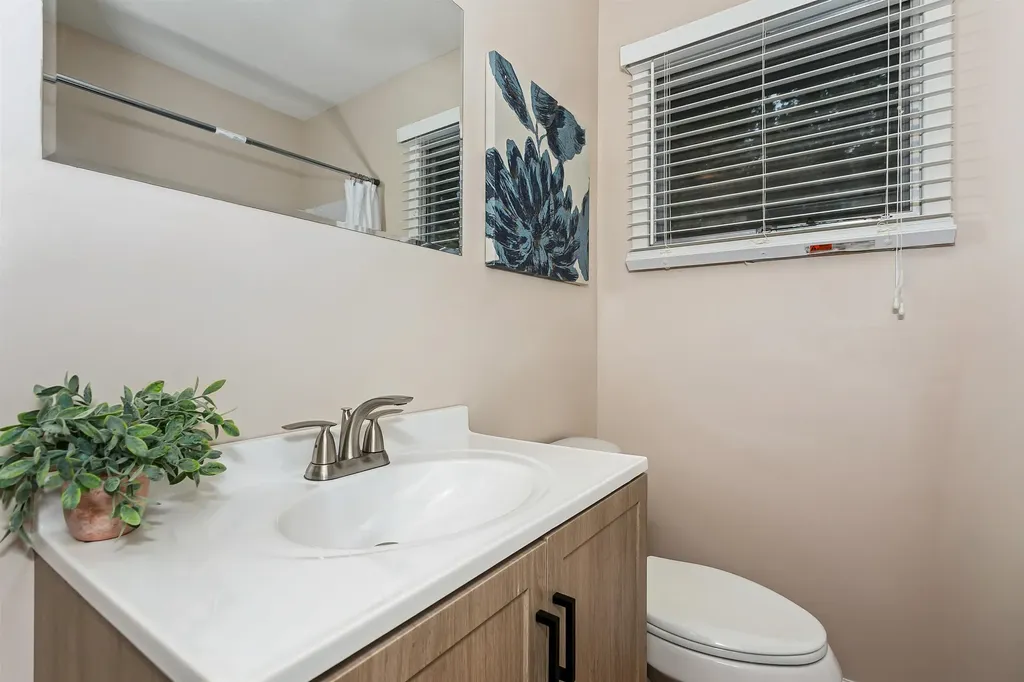2427 W Wilson Wichita KS 67204