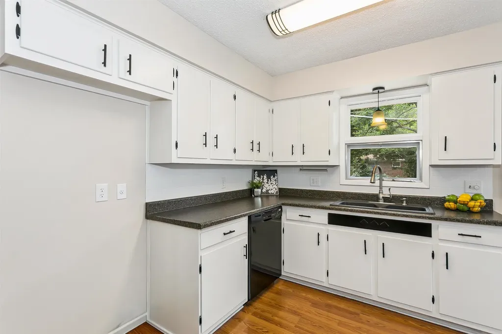 2427 W Wilson Wichita KS 67204