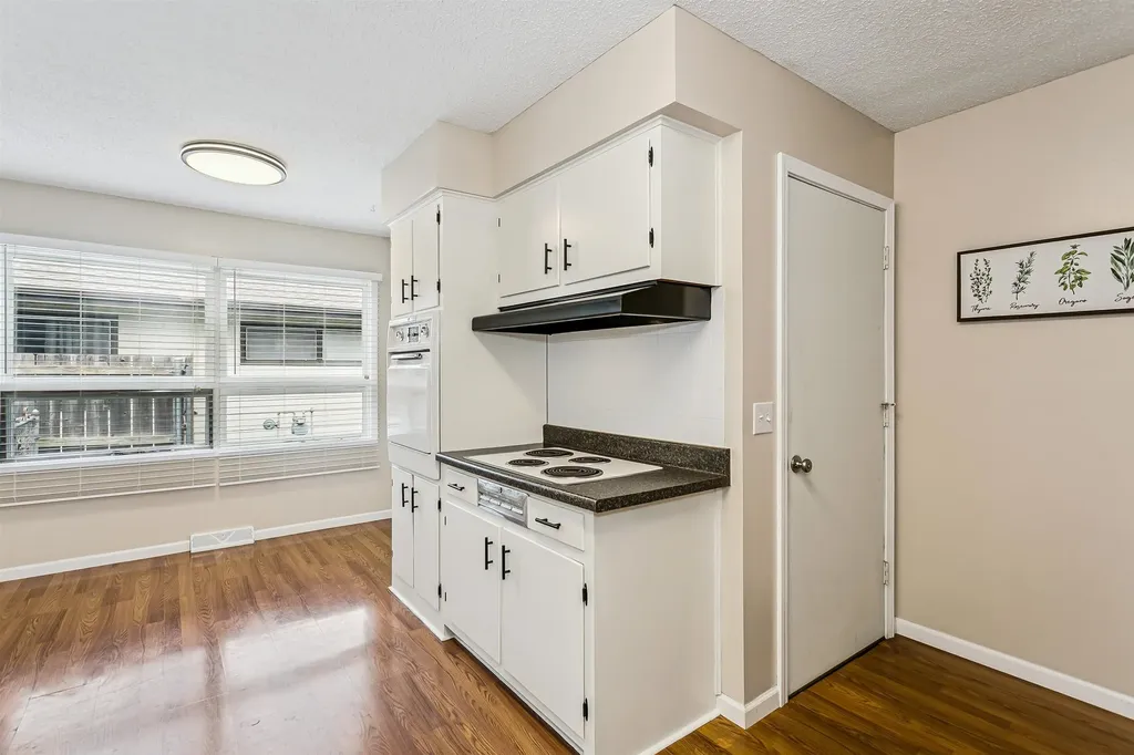 2427 W Wilson Wichita KS 67204
