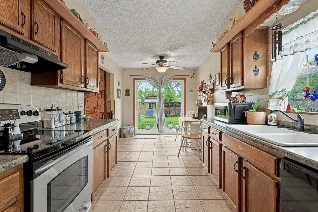 533 E Parkwood Rose Hill KS 67133