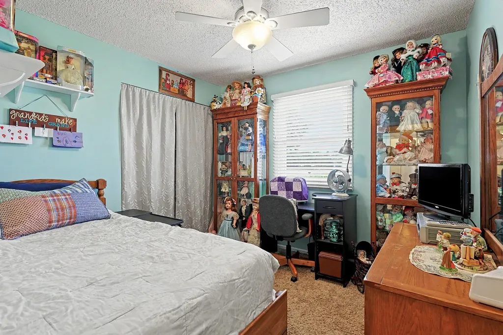 533 E Parkwood Rose Hill KS 67133